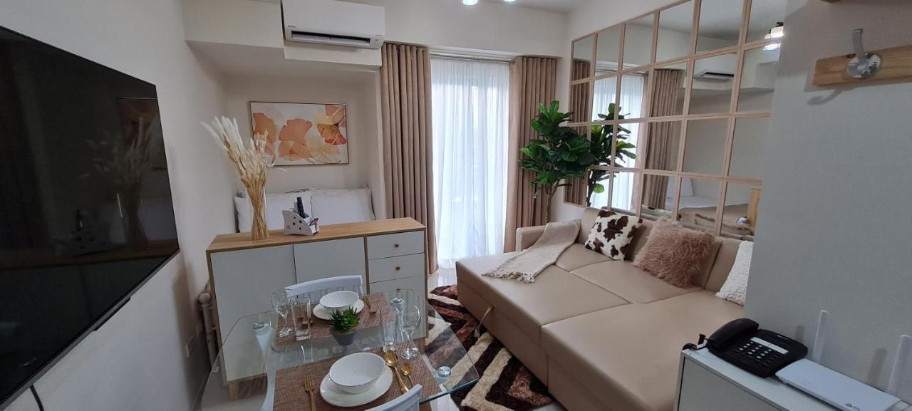 Inspiria Units Beside Abreeza Mall Aparthotel